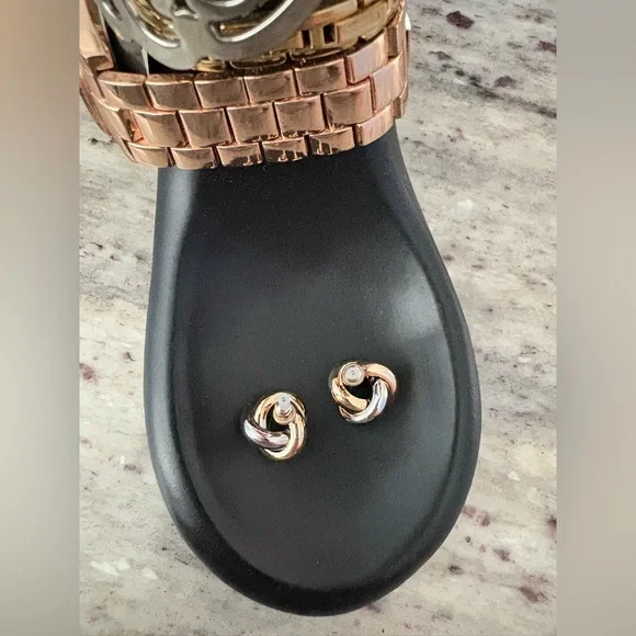 TIME & TRU | Hypoallergenic, Elegant Two-Toned Gold and Silver Knot Earrings - Picture 5 of 12